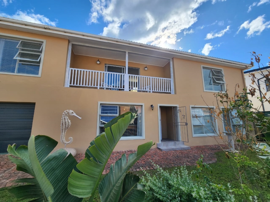 To Let 3 Bedroom Property for Rent in Kleinkrantz Western Cape